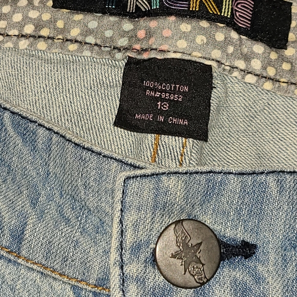Something trickie size 13 jean shorts - Picture 2 of 7